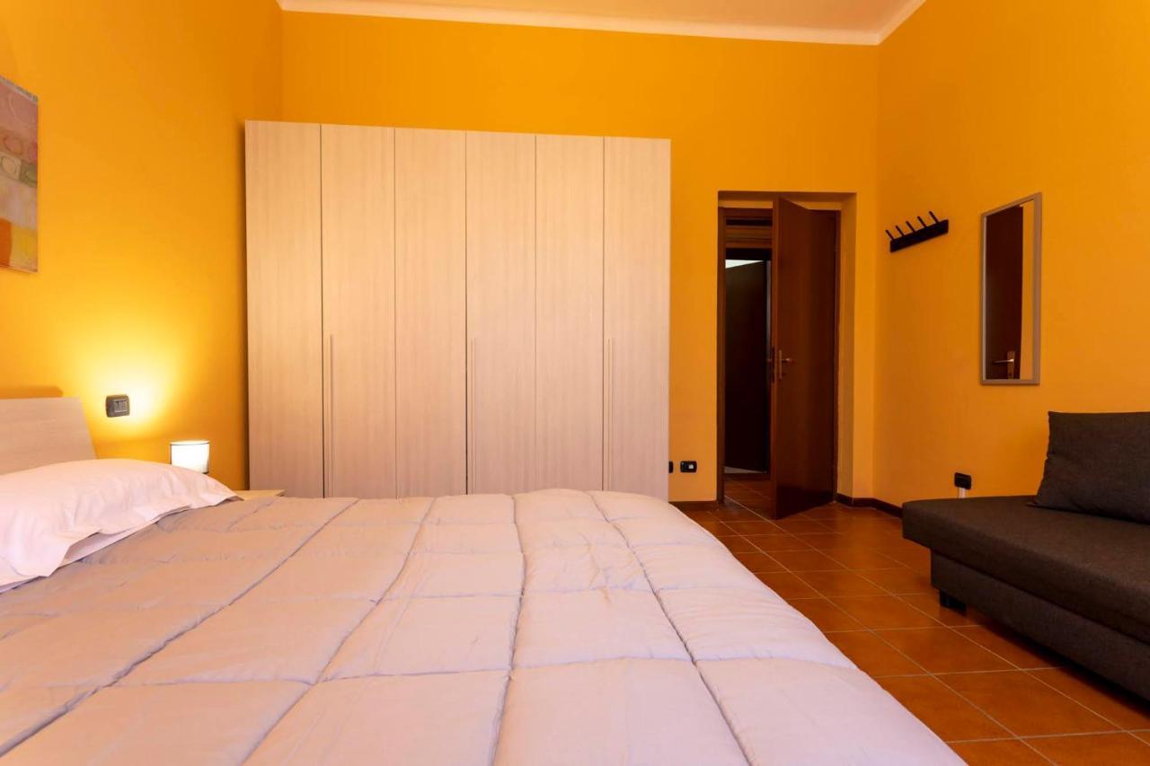The Novara Gateway - Appartamento Novara Exterior foto